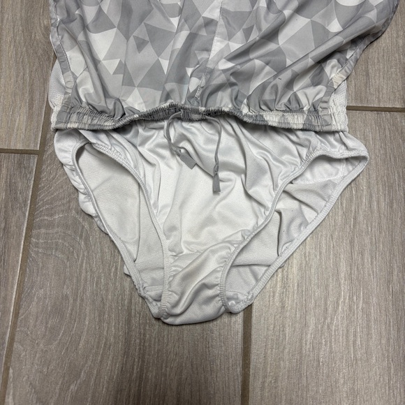 Nike Dri-FIT Geometric Print Shorts – Grey – Size XS - Picture 5 of 5